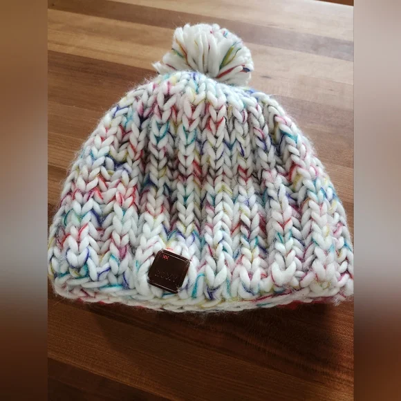 New, Roxy Multi Colored Beanie With Pom-Pom. Firm On Price - Picture 4 of 10